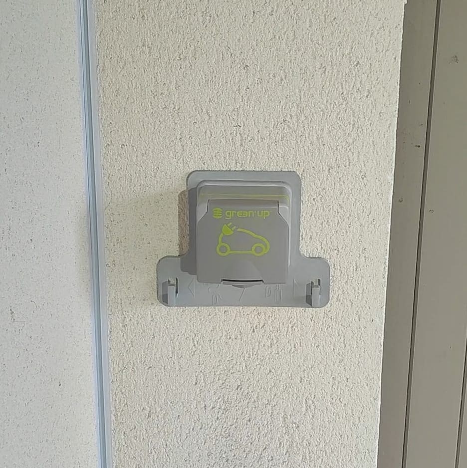 WhatsApp Image 2025-11-08 at 12.32.21